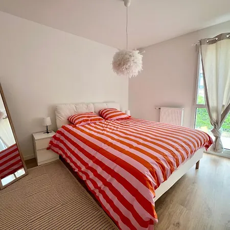 Apartment Neuf & Moderne - 2 Avec Terrasse - Wifi Gratuite - Equipe La Rochelle (Charente-Maritime)