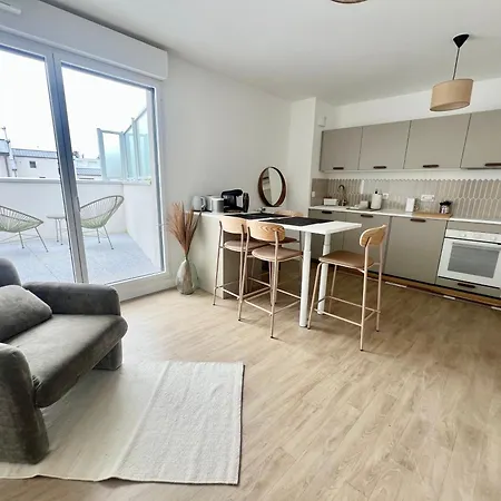 Neuf & Moderne - 2 Avec Terrasse - Wifi Gratuite - Equipe